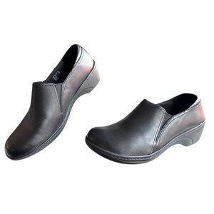 CLARKS Grasp Chime Slip On Leather Clog Slip Resistant 8.5 Black